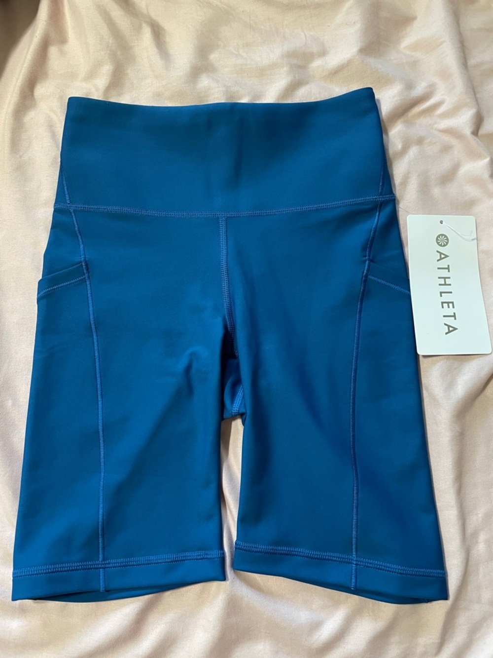 NWT Athleta Interval Stash 7” Shorts Indigo Blue Bikers Size XXS - Picture 2 of 9